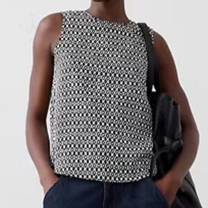 Banana Republic Black and White Geometric Sleeveless Top